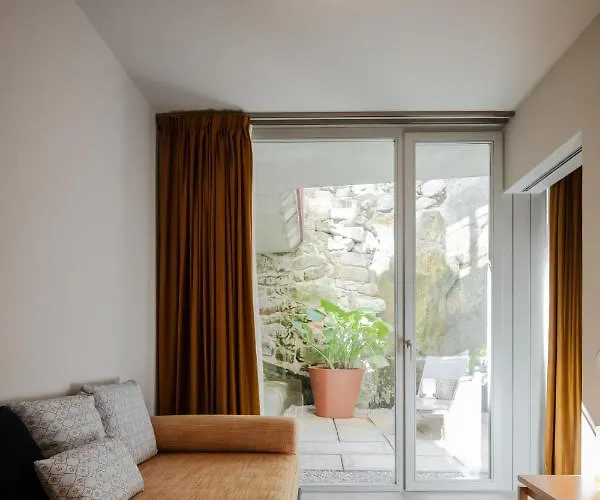 L'olivier 23 - 2 In A Recently Renovated * Porto